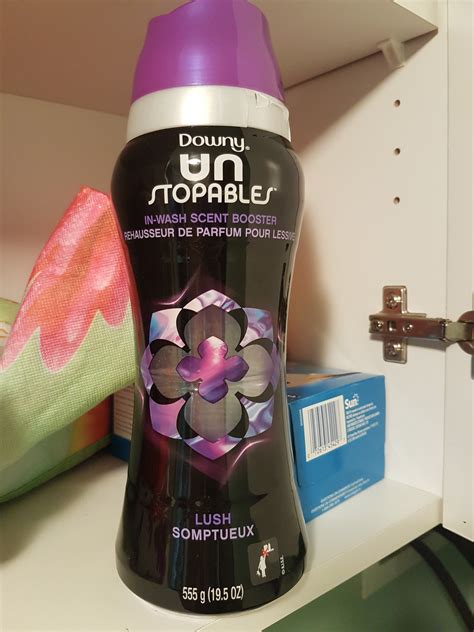 Simply shake a little (or a lot) into the cap. Downy Unstopables Fresh In Wash Scent Booster reviews in ...