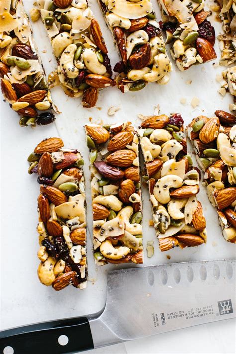 And i've played around some with throwing in off the wall ingredients, like these bulgur granola bars, but today i just wanted to master granola bars. Trail Mix Granola Bars - Healthy & Homemade ...