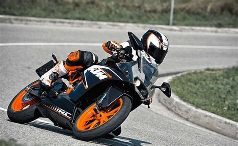Check out brand new all motorbike prices, engine displacement, reviews & much more. Price List Of KTM Bikes In India