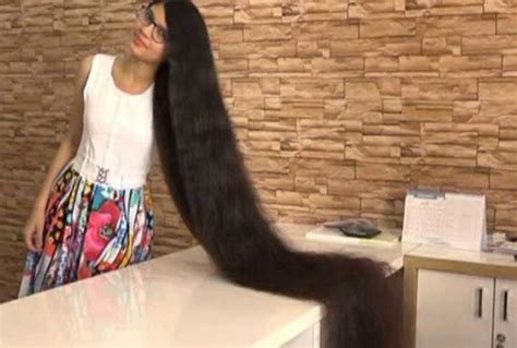Longer than that is rare for men of most cultures. Indian Teenager's 5-foot, 7-inch Hair Sets Guinness World ...