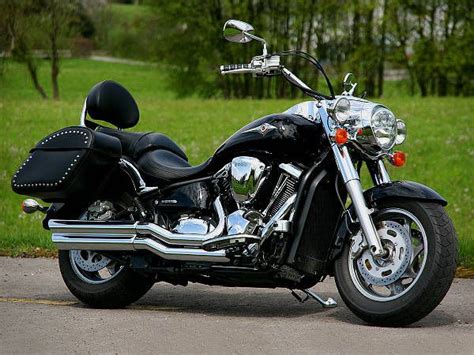 And in the light of all that, making an informed choice of cruiser is actually just as difficult as ever. Top 10 Big Displacement Motorcycles in 2020 | Motorcycle ...