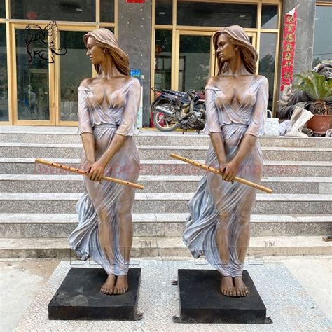 Modern Art Metal Garden Life Size Sexy Naked Woman Bronze Statues Female Sculpture Model China