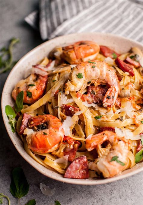 I mean what's not to like about a big bowl of pasta accompanied with chunks of meaty chicken and delicious chorizo? Creamy Shrimp and Chorizo Pasta with Mushrooms • Salt ...