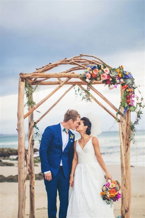 25 Beach Wedding Arches Altars And Backdrops Weddingomania