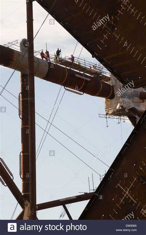 Oil Rig Construction High Resolution Stock Photography And Images Alamy