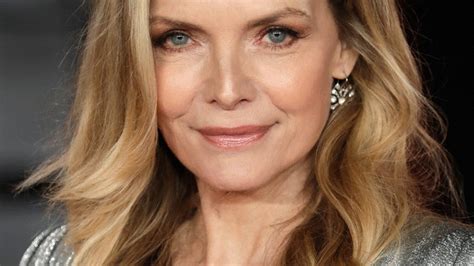 Michelle Pfeiffer Biography Celebrity Facts And Awards Tv Guide