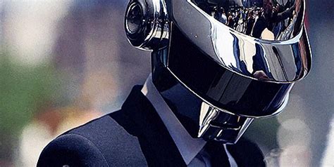 Una banda francesa de musica electrónica de los años 90'! Gifs de Daft Punk x Vogue | Daft Punk Latino America