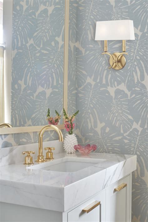 Dainty Chic Powder Room Lindos Banheiros Design De Interiores De