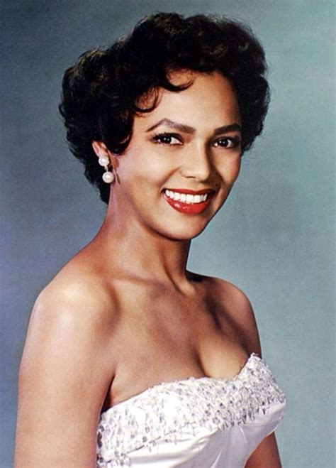 34 Gorgeous Photos Of Dorothy Dandridge In The 1940s And