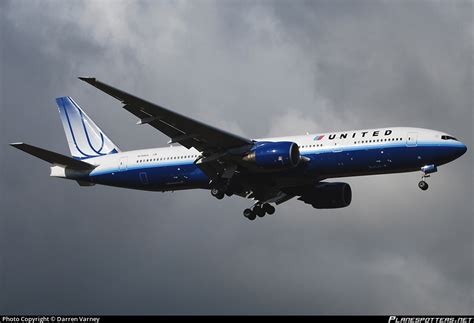 N784ua United Airlines Boeing 777 222er Photo By Darren Varney Id