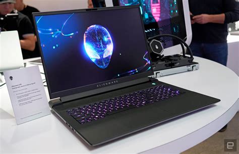 Alienware M18 Review A Big And Bold Gaming Beast Cnet Ph