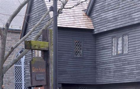 Salem Massachusetts Embraces Its Sordid Past As Witch City Salem Witch Museum Witch House