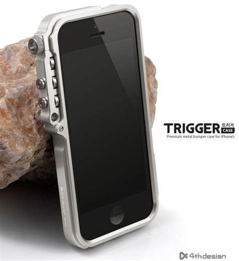 4th Design Trigger Iphone Bumper En Titane Anodisé Vidéo