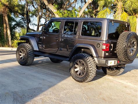 Jeep Wrangler Sahara 35 Inch Tires