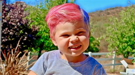 Delicately comb through your hair for subtle color coverage. Is It Really Safe For Children To Dye Their Hair? - Eumom