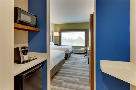 Meeting Rooms At Holiday Inn Express Wilmington Porters Neck 168