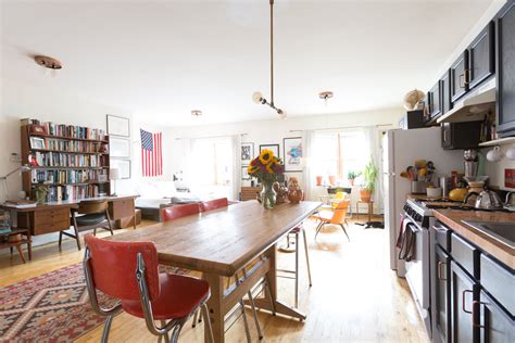 House Tour A 450 Square Foot Maximalist Brooklyn Studio Apartment