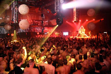 Top 10 The Best Gay Dance Parties Of All Time Huffpost