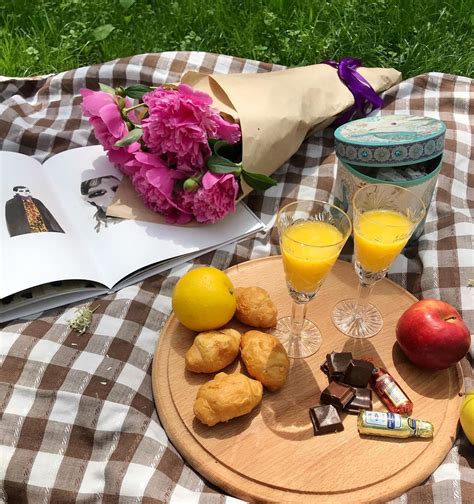 Diana Tuleubaeva в Instagram Устроили сегодня фото пикник Обратите