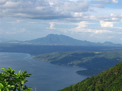 Mt Makiling Philippines Peakery