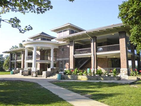 MILLER PARK PAVILION - Bloomington-Normal, Illinois