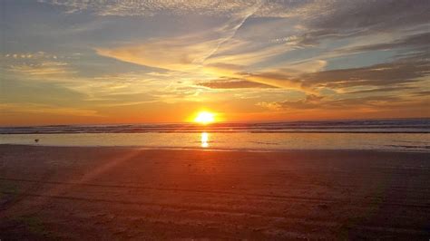 Sunset On Beach Beach Beautiful Clouds Image Sundown Nature 4585