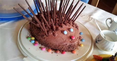 hedgehog cake recipe by katie cookpad