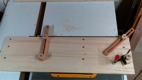 Adjustable Tapering Jig For Table Saw By Tamtum LumberJocks