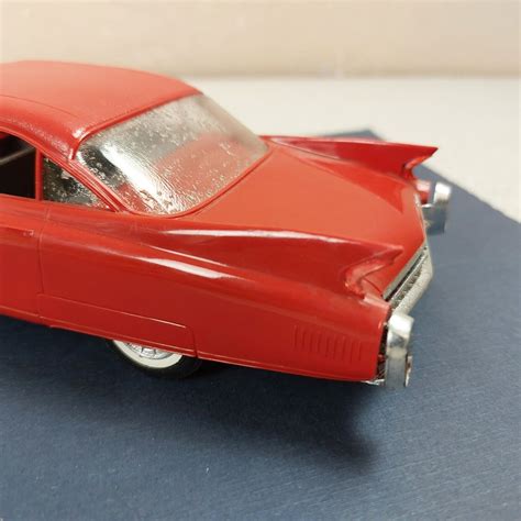 Vintage Johan 1960 Cadillac Fleetwood Promo Car 1 25 Scale Model Red