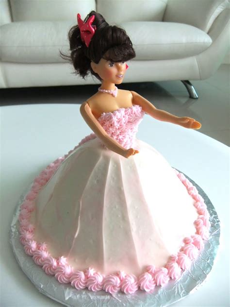 Princess N Doll Cakes F