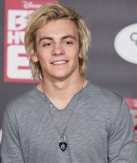 Ross Lynch Picture 26 Premiere Of Disneys Big Hero 6 Arrivals
