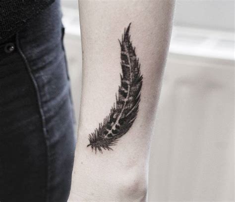 Feather Tattoo By Guillaume Martins Photo 24442