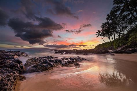 Moody Sunset At Secret Cove Maui Photograph By Pl Photography