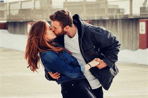 how to kiss a girl 9 powerful steps tips you can use now