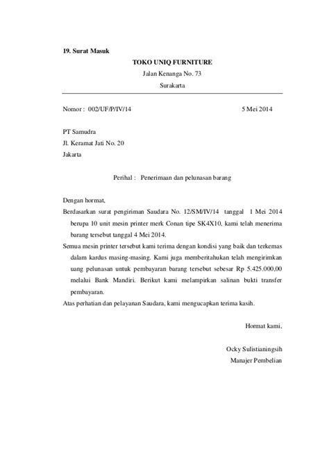 Saat ini mengirim surat dengan cara manual menulisnya sudah jarang dilakukan, tentu saja karena saat ini sudah banyak sarana teknologi yang banyak menyediakan system pengiriman pesan secara elektronik. Contoh Surat Izin Tidak Masuk Sekolah Simple - Kumpulan ...