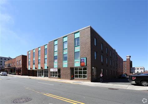 84 94 Court St Middletown Ct 06457 Officeretail For Lease