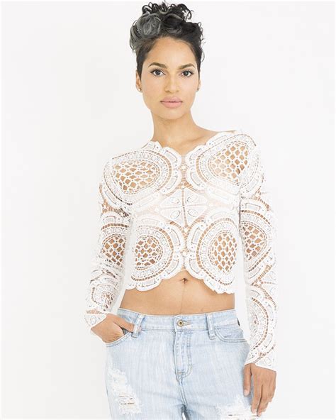 Badgley Crochet Lace Crop Top In White At Flyjane