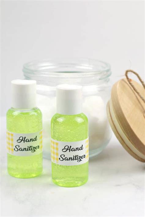 Diy Hand Sanitizer Best Homemade Gel Diy Hand Sanitizer Recipe
