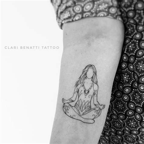 Meditating Girl Tattoo By Clari Benatti Mit Bildern Spirituelle