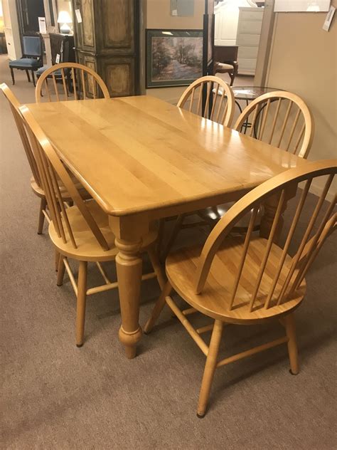 Maple Dining Table W 6 Chairs Delmarva Furniture Consignment