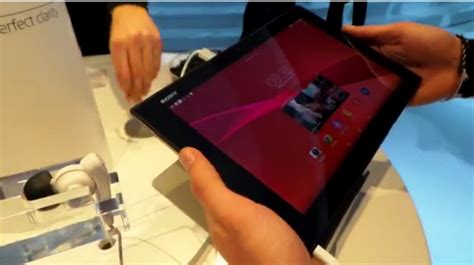 Sony Xperia Z2 Tablet Hands On Video Mwc 2014