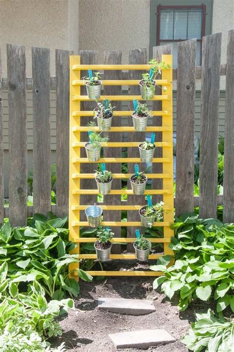 Diy Ideas How To Build A Vertical Herb Garden From A