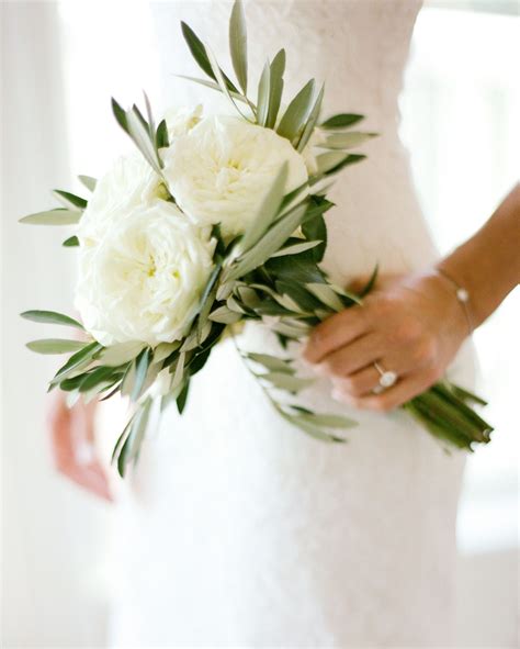 Simple Rose Wedding Bouquet Flowersbout