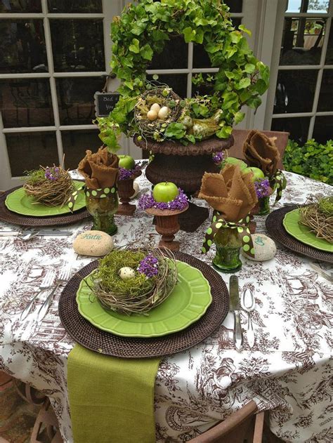 33 Diy Easter Table Settings To Try At Home Table Decorating Ideas