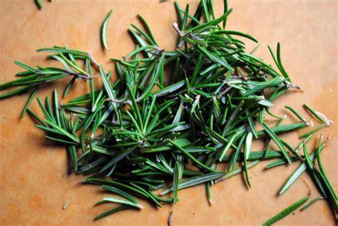 How To Mince Rosemary