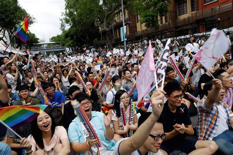 Taiwan To Become The First Asian Country To Legalise Same Sex Marriage Business Insider
