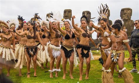 Dancers Performed In Honor Of The Occasion Ancestral South Pacific Islands Native People