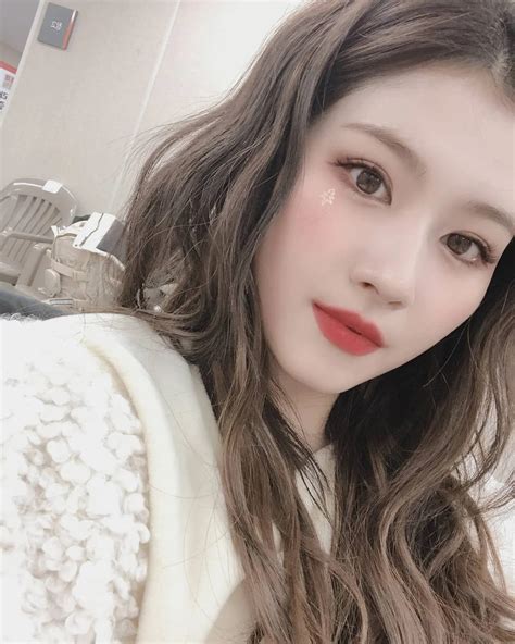 December 25 2020 Twice Instagram Update Sana Kpopping
