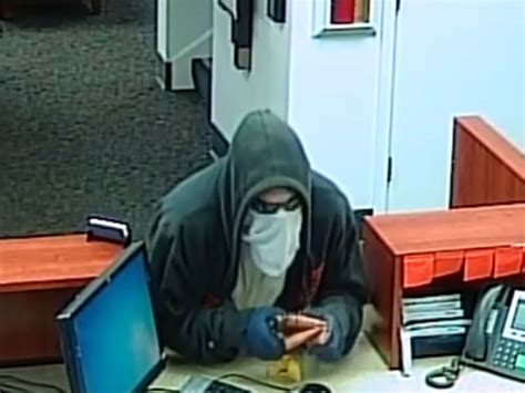 Masked Santa Cruz Bank Robbery Suspect Caught On Camera Cops Santa