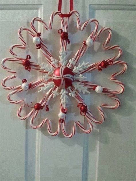 25 Diy Christmas Crafts Using Candy Canes And Peppermints Diy For